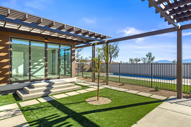 Building Photo - 13852 Scenic Crest Cir