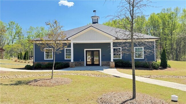 Building Photo - 282 Timberland Ave