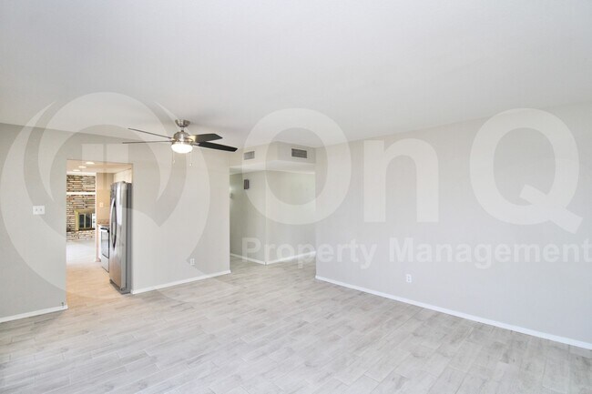 Building Photo - 6737 S Newberry Rd