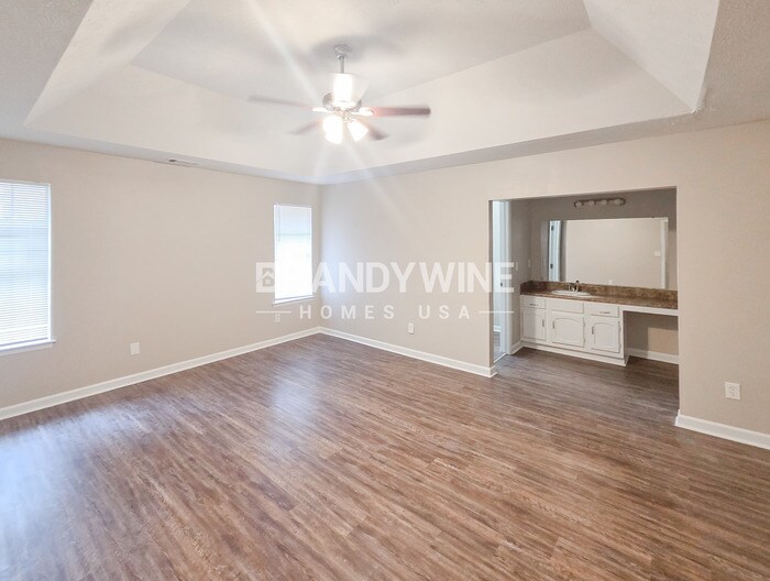 Building Photo - 2525 Hallie Mill Rd