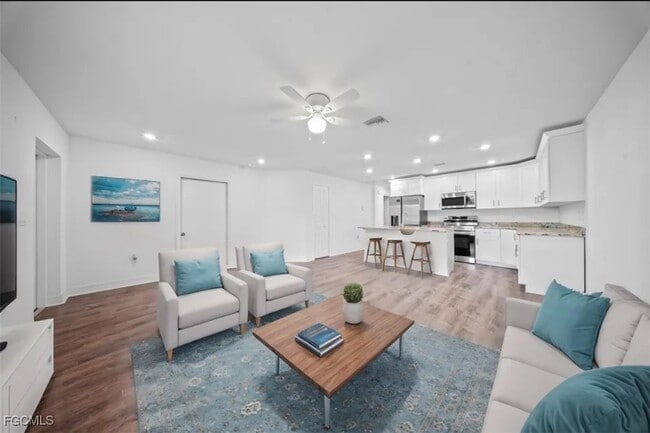 Building Photo - 4414 28th St SW