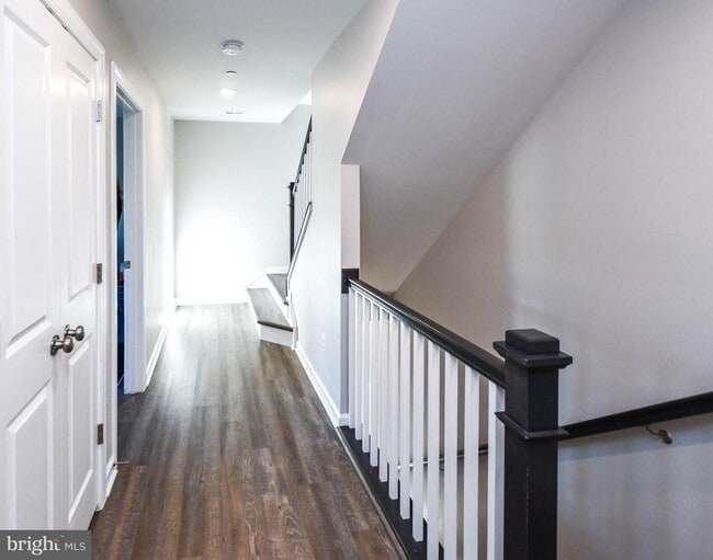 Building Photo - 5692 Stephanie Tessa Way