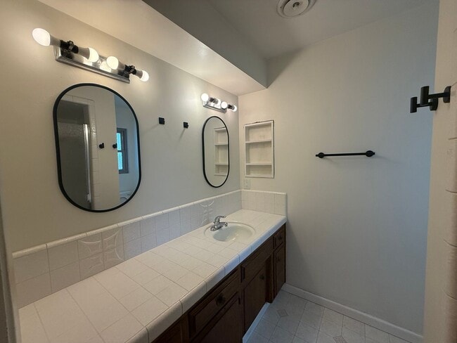 Building Photo - 7809 Westdumfries Ct