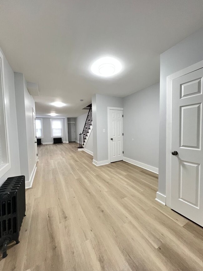 Building Photo - Renovated 3BR/1.5Bth House! Section 8 ONLY!!