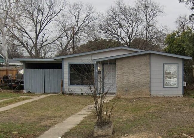 Building Photo - 1815 Viewridge Dr
