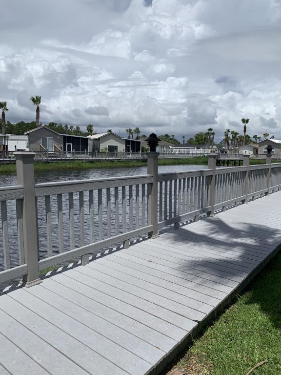 Building Photo - 1219 Thomas Dr