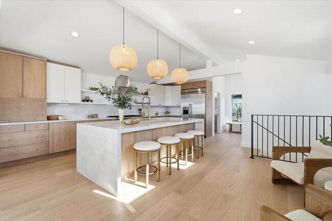 Building Photo - Completely Remodeled, Custom 4BR3.5BA Hilltop Home w/ Incredible Panoramic Ocean/Whitewater/Coast...