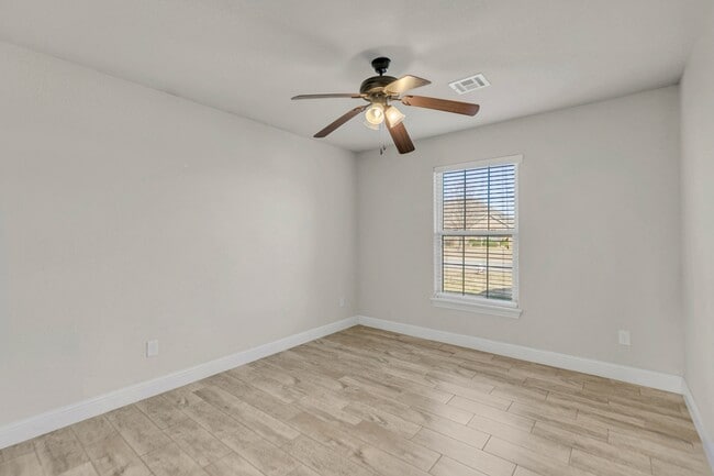 Building Photo - 1101 Chattie Dr