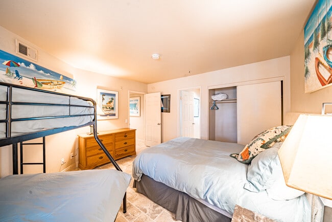 Building Photo - 714 Seacoast Dr