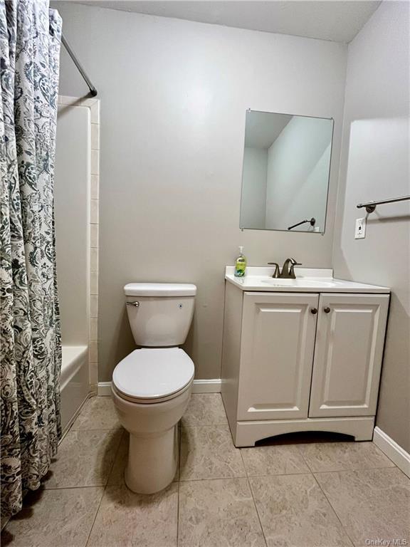 Building Photo - 40 Heritage Dr