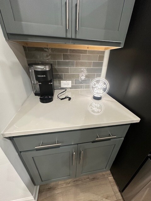 Building Photo - 6607 Wyndale Dr