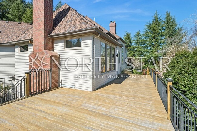 Building Photo - 24790 SW Big Fir Rd