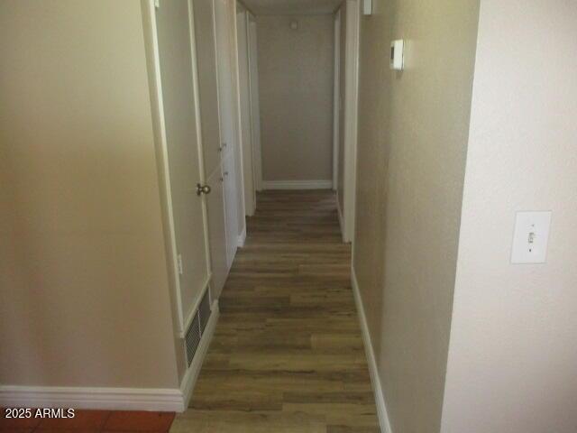 Building Photo - 2021 S La Rosa Dr