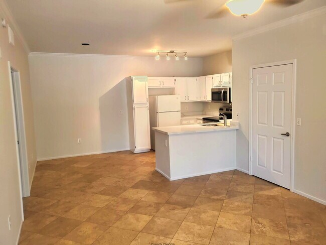 Building Photo - 7009 E Acoma Dr