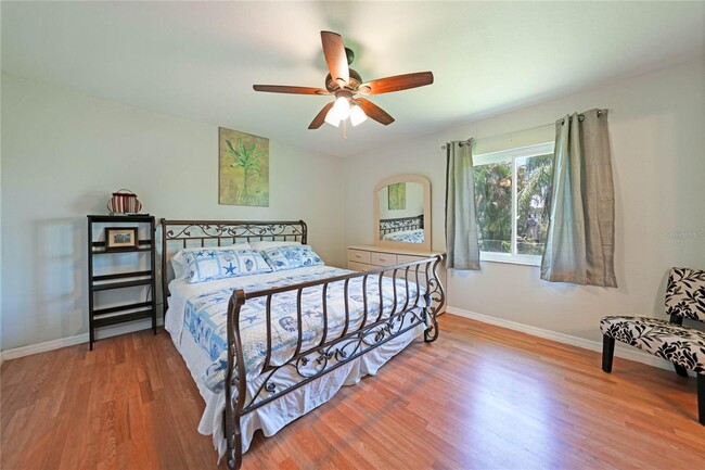 Building Photo - "Charming 3-Bedroom Retreat with 1678 Sq F...