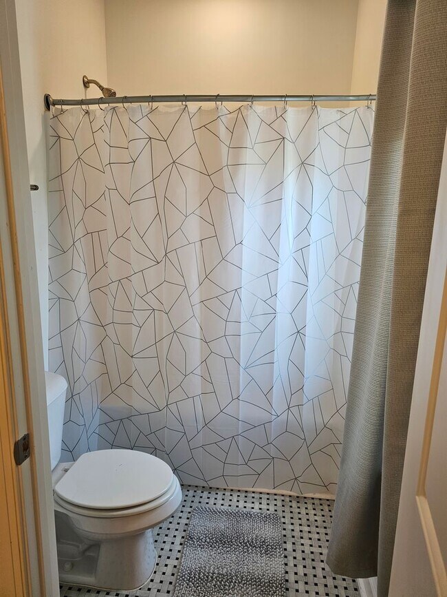 Building Photo - 1949 Bexley Ln