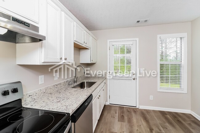 Building Photo - 3774 Cress Way Dr