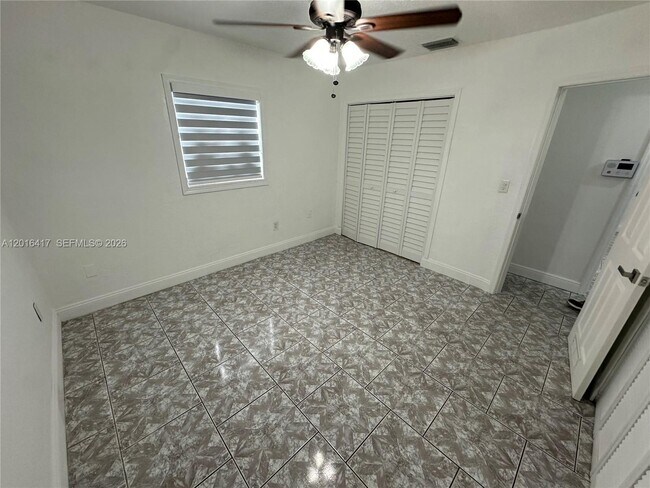 Building Photo - 15640 SW 102nd Pl
