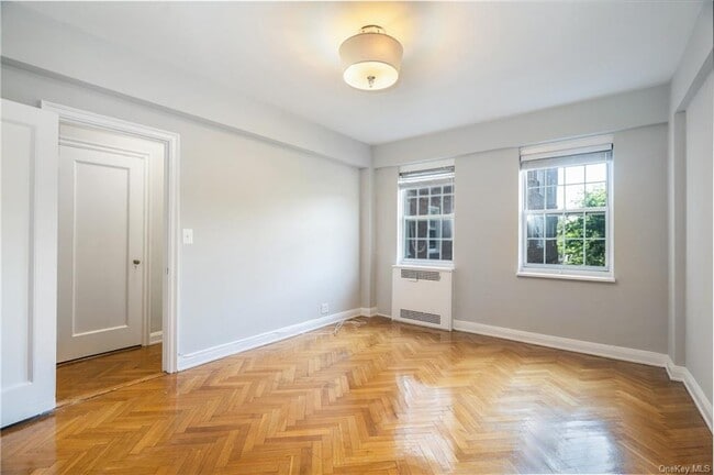 Building Photo - 45 Popham Rd