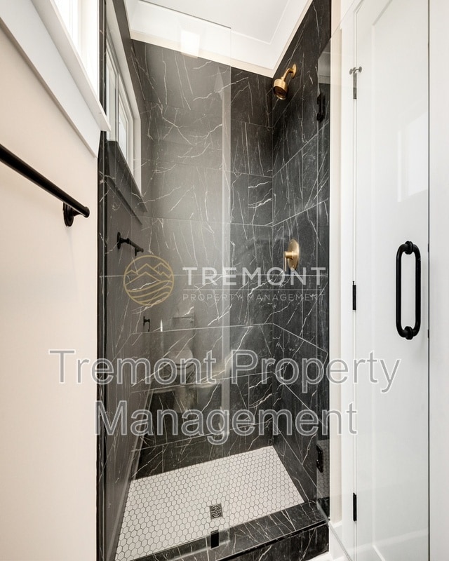 Building Photo - 1215 J Andrews Pl