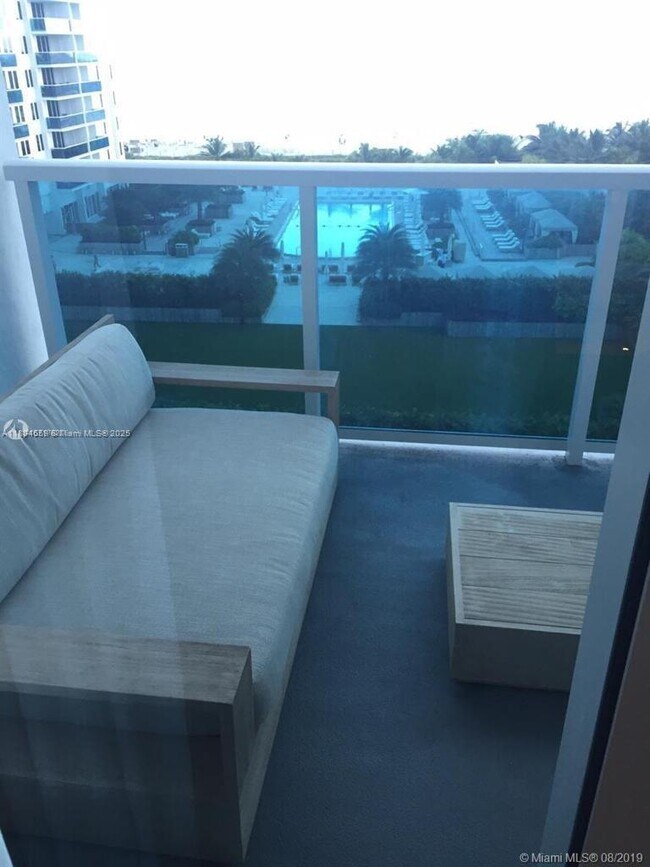 Building Photo - 2301 Collins Ave