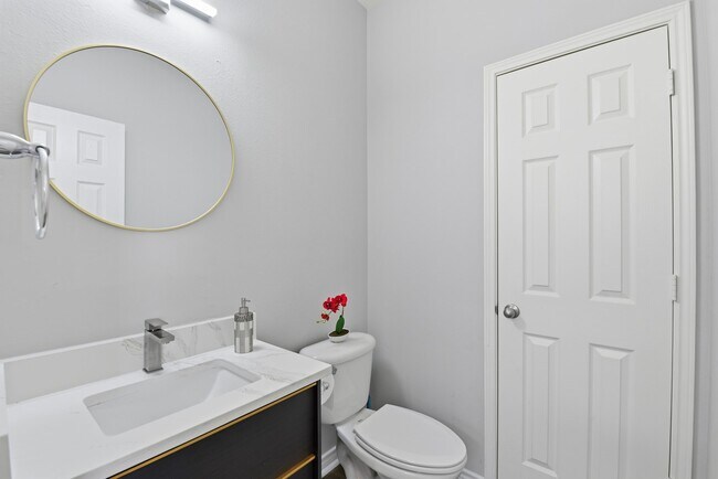 Building Photo - 2921 Perdido Bay Ln