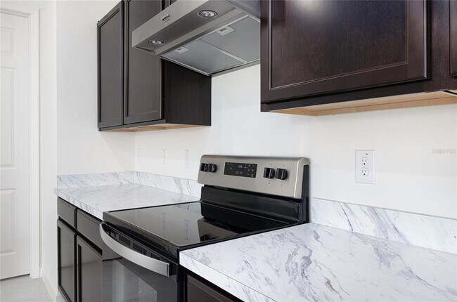 Building Photo - 2789 89th St Cir E