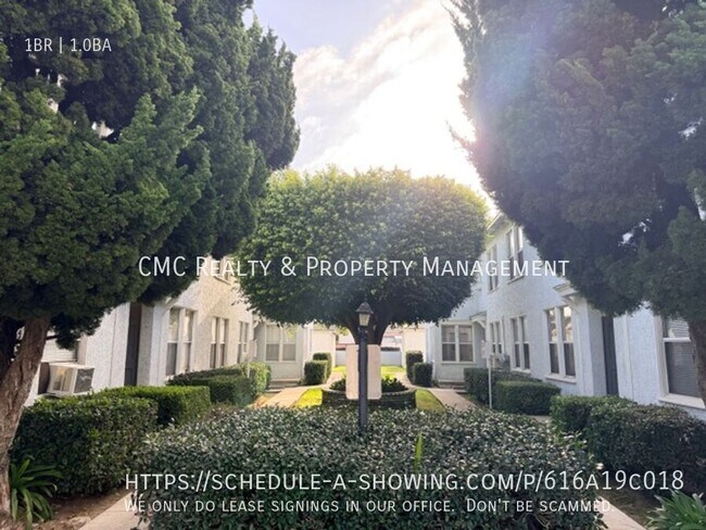 Building Photo - 4512 N Banner Dr