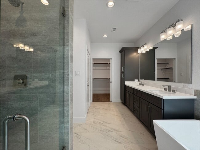 Building Photo - 5427 Bellfort Ct