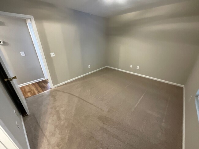 Building Photo - NE HIGH POINT! Newly renovated & painted 3 Bedroom, 2 Bathroom Home