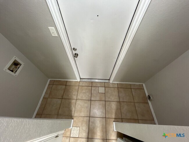 Building Photo - 4507 Lonesome Dove Dr