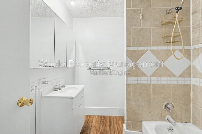 Building Photo - 5606 W 17th Ave