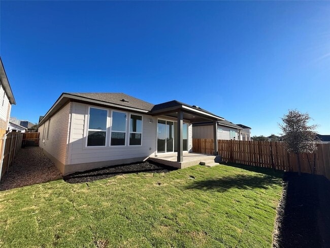 Building Photo - 401 Darley Oak Dr