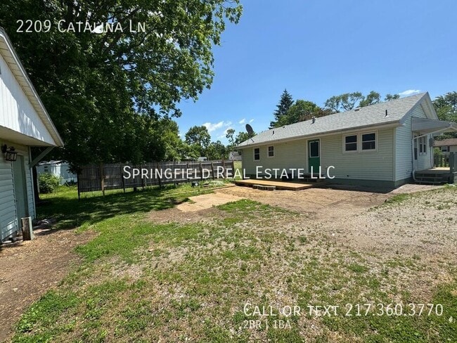 Building Photo - 2209 Catalina Ln