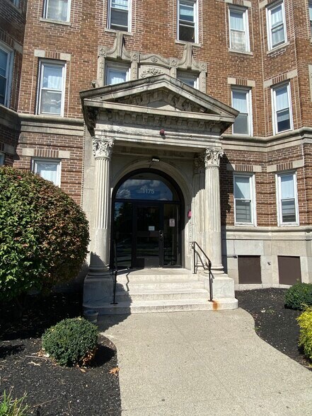 Primary Photo - 1175 Boylston St