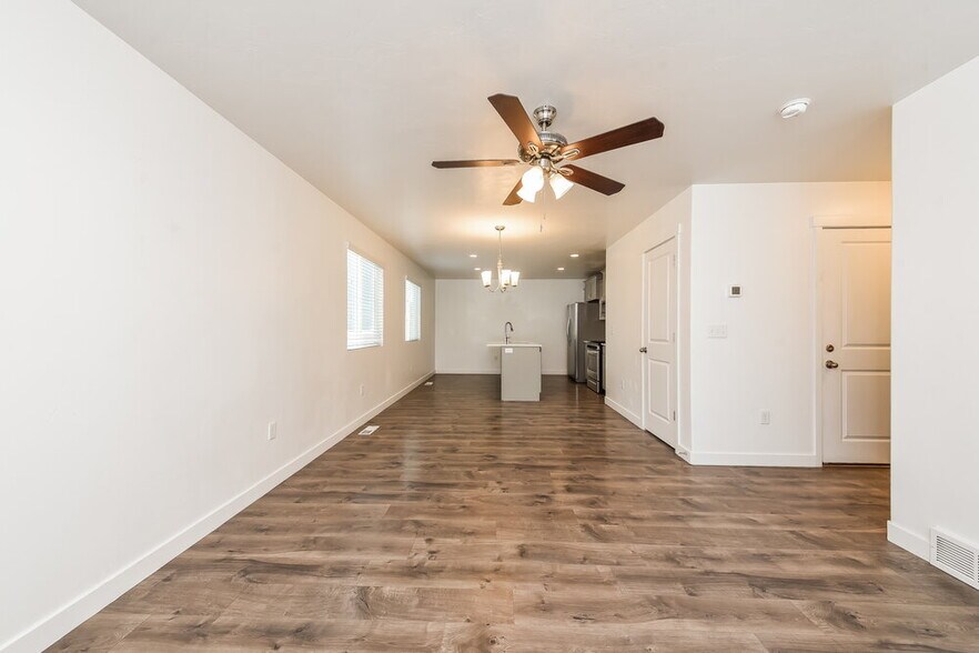 Building Photo - 7877 Cronus Ln