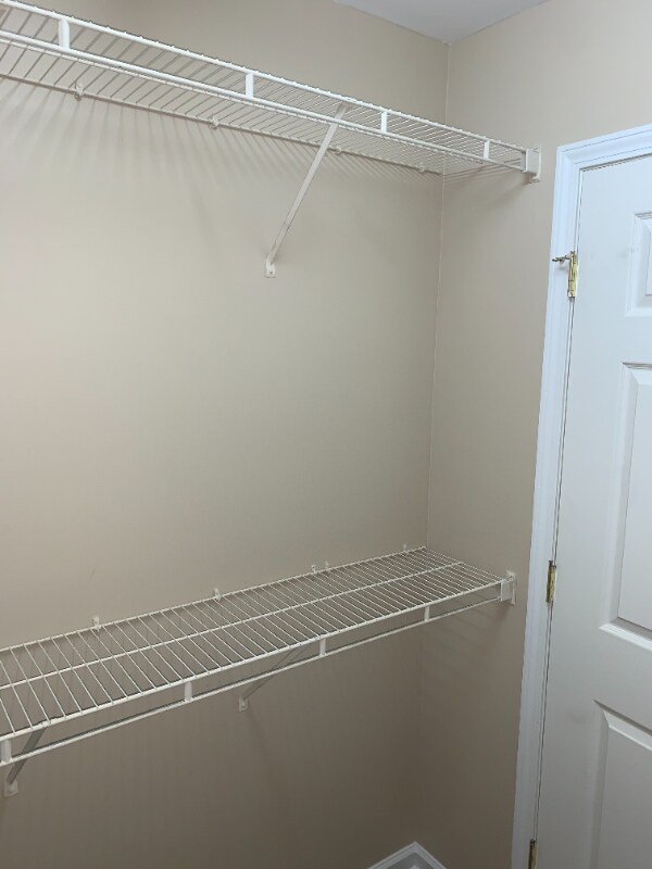 Building Photo - 2501 Huntscroft Ln