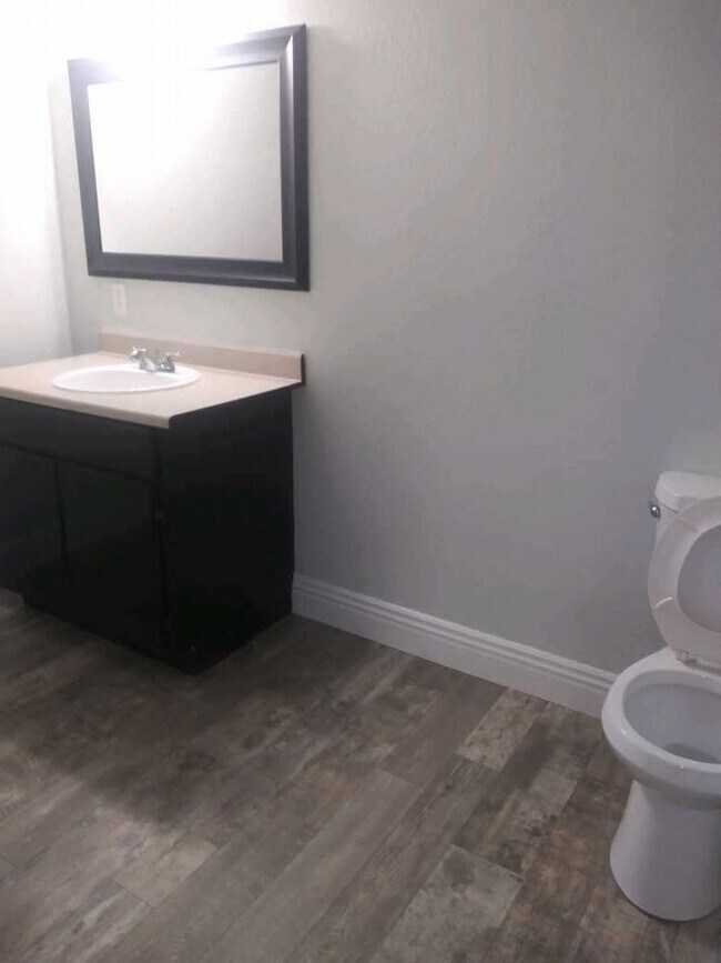 Building Photo - https://youtu.be/81MAkSCSvLo