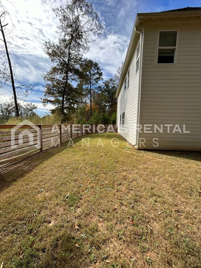 Building Photo - Home for Rent in Vestavia Hills, AL!!! Available to View Now!