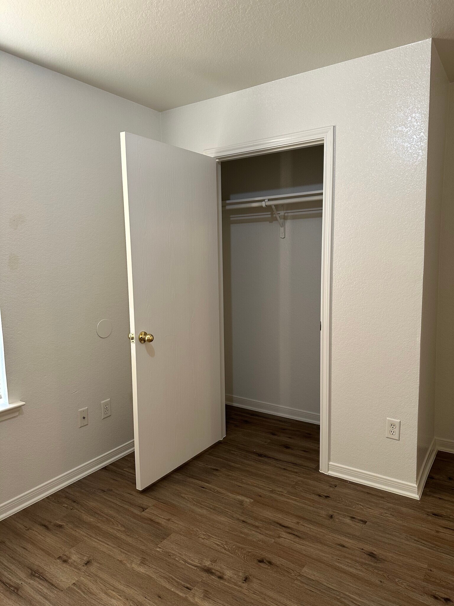 Building Photo - 304 N Ann Blvd