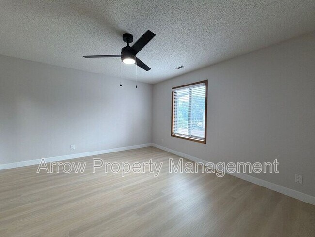Building Photo - 2354 N 44th St