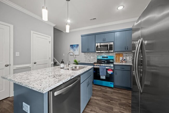 Building Photo - 506 Watauga Ave