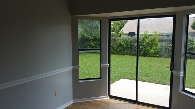 Building Photo - 2602 Cactus Dr