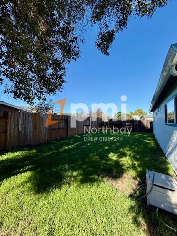 Building Photo - 808 Spoonbill Ln