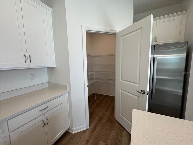 Building Photo - 301 Platform Ln