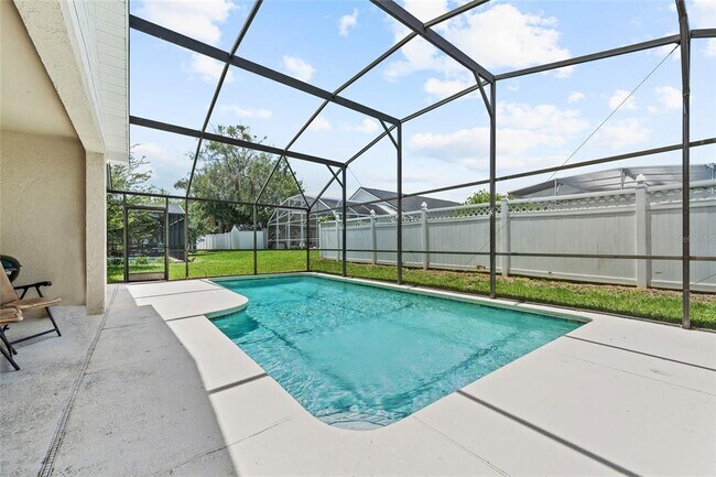 Building Photo - 7827 Myrtle Oak Ln