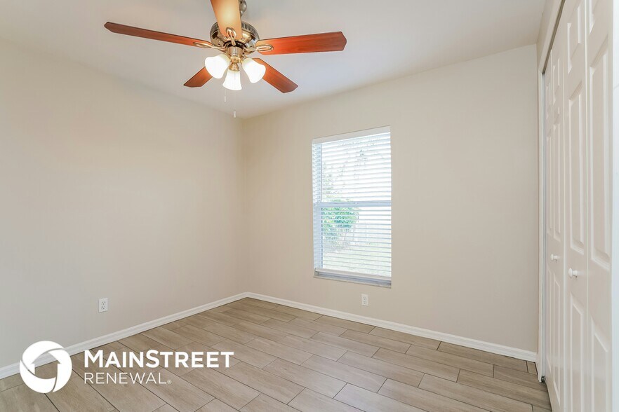 Building Photo - 1405 SW 13th Terrace