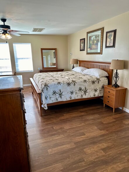 Building Photo - 1881 Livingston Chapel Rd