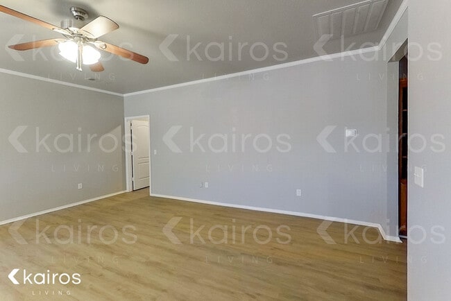 Building Photo - 9822 Prather Ave