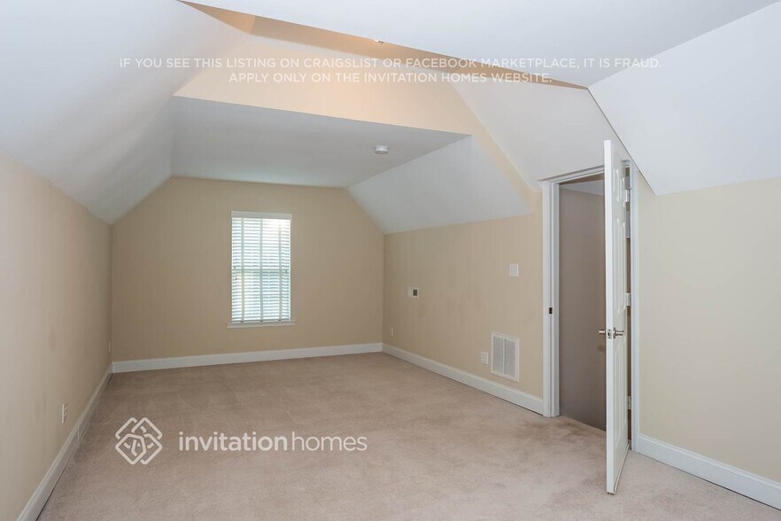 Building Photo - 119 Big Oak Ln